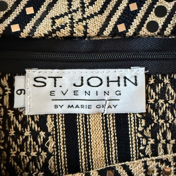 Gorgeous St.John Women’s Gold & Black embellished Knit Evening Gown Size 6 - Picture 3 of 12